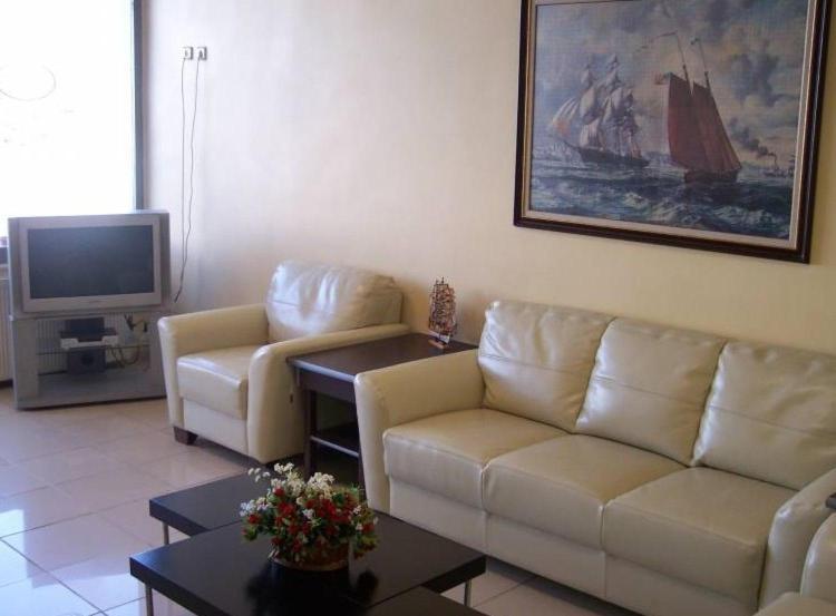 Yasar Hotel Sultandağı Bagian luar foto